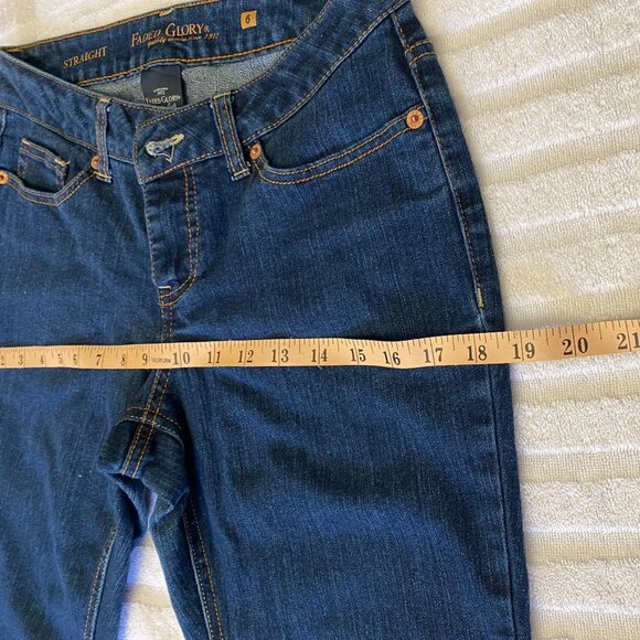 Skinny leg denim jeans; Faded Glory brand - Picture 7 of 13